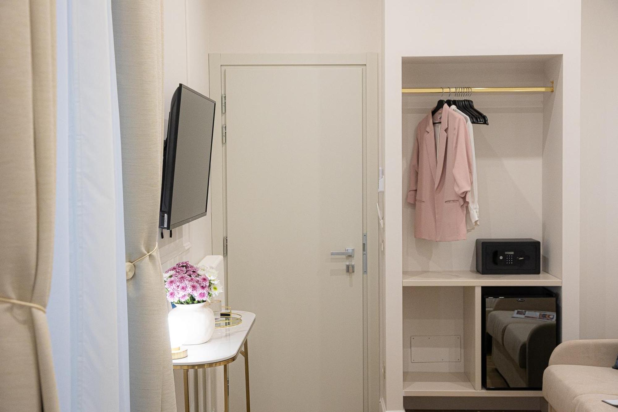 La Dolce Vita Boutique Guest House Roma Esterno foto